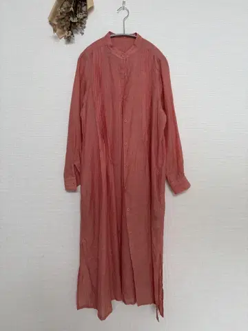 DAMA collection 핀턱 밴드 카라 셔츠 원피스