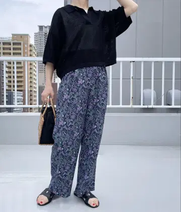 어반 리서치 도어스 플라워 프린트 팬츠