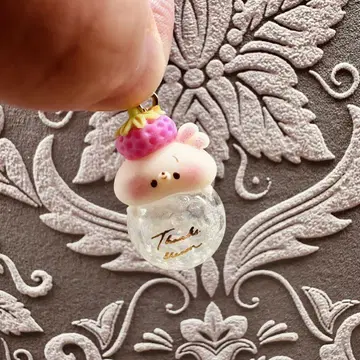토끼 딸기 샤봉 유리 돔