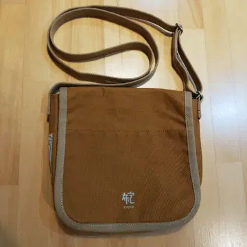 신삼로 캔버스 숄더백