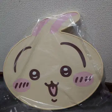 치이카와 (먼작귀) 얼굴 접이식 미니 테이블 토끼