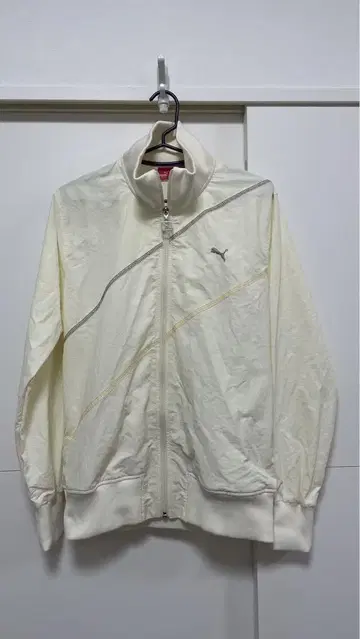 [새상품급] PUMA 나일론 자켓 화이트