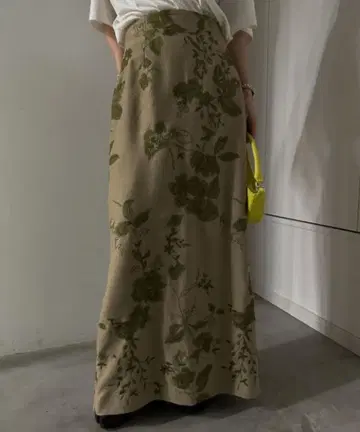 [ Ameri ] NORA FLOWER EMBROIDERY SKIRT