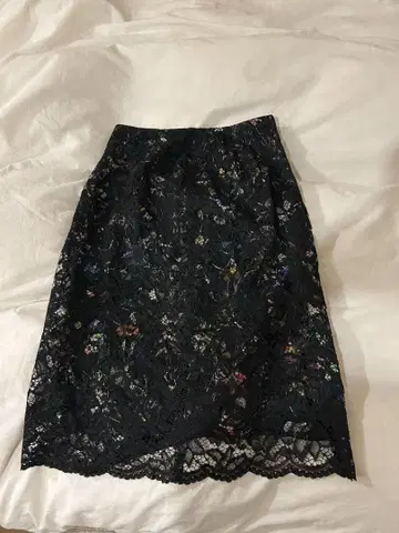 블랙 레이스 타이트 스커트 M 사이즈