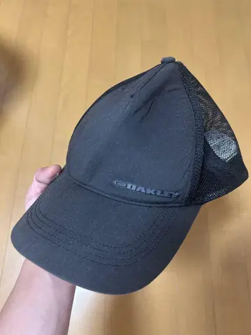 OAKLEY 메쉬 캡 블랙 y2k
