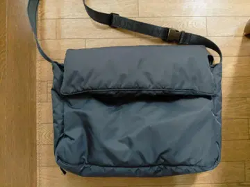 Nomadis Boy Flap 메신저 백 네이비