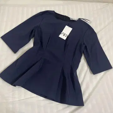 ZARA 네이비 반팔 셔츠 S 사이즈