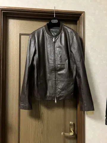armani exchange 더블 지퍼 카우 가죽 블루종