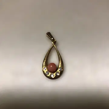 눈물형 코랄 비즈 펜던트