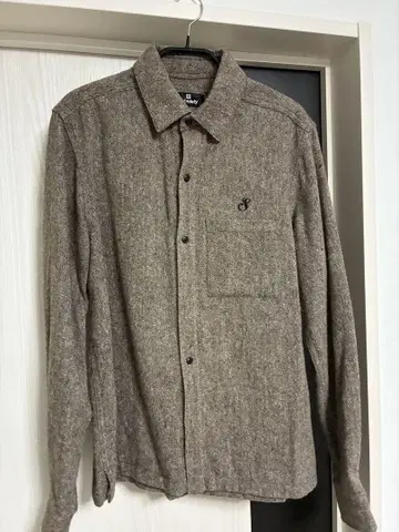 브라운 긴팔 셔츠 Subciety