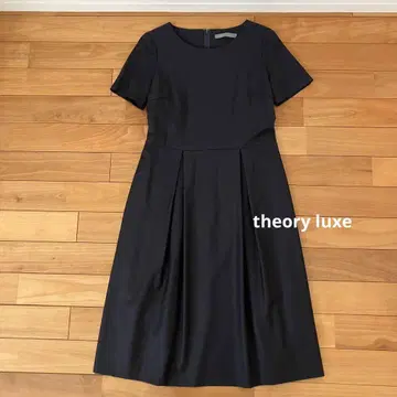 [ theory luxe ] 포멀 원피스 광택 턱