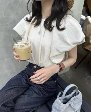 hinari 벌룬 실루엣 블라우스 화이트