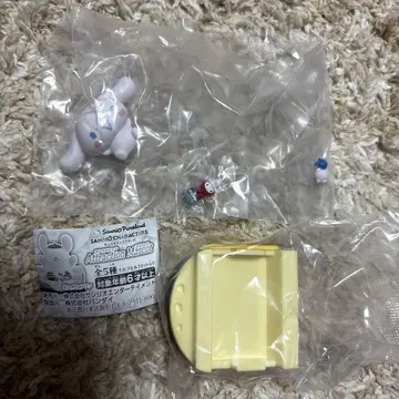 산리오 캐릭터즈 어트랙션 마스코트 시나몬