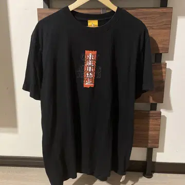 FR2 x FANZA 블랙 반팔 티셔츠