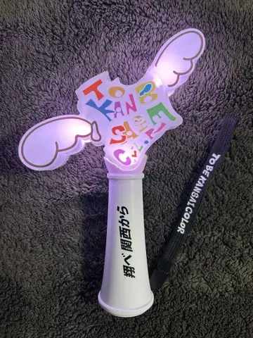 WEST. 돔 투어 날아올라라 간사이에서 응원봉