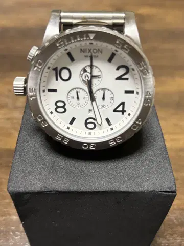 NIXON SIMPSON 51-30