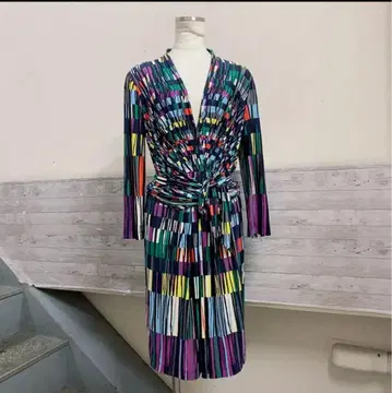 맥스 아즈리아 긴팔 원피스 블랙 그린 옐로우 BCBG MAXAZRIA