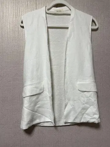 DES PRES 화이트 린넨 베스트 F 사이즈