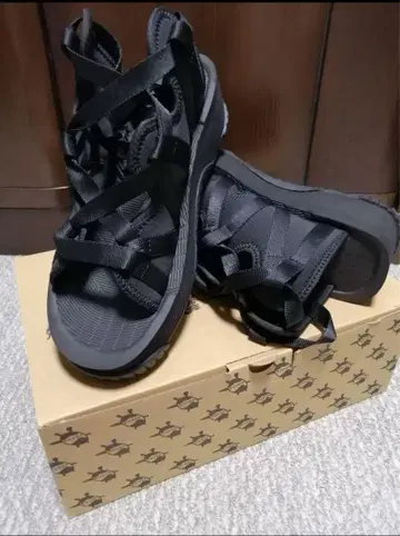 SHAKA NADEL PLATFORM 사이즈 5