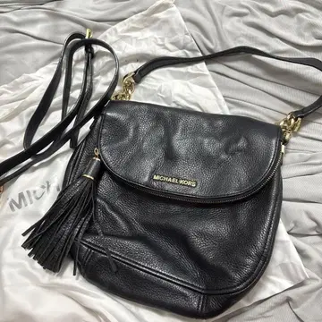 MICHAEL KORS 블랙 가죽 숄더백