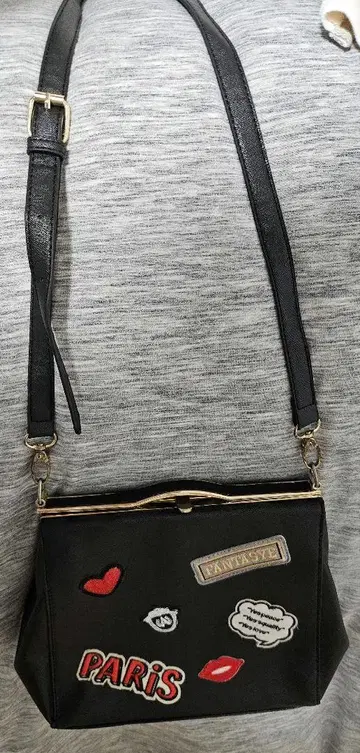 숄더백 와펜 블랙