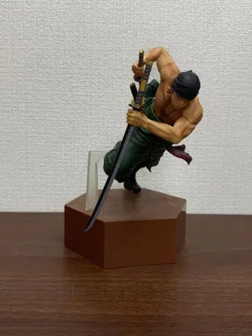 [배송비 포함] 원피스 피규어 제일복권 ONE PIECE B상 조로