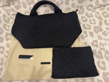 NAGHEDI 나게디 St. Barths Medium Tote