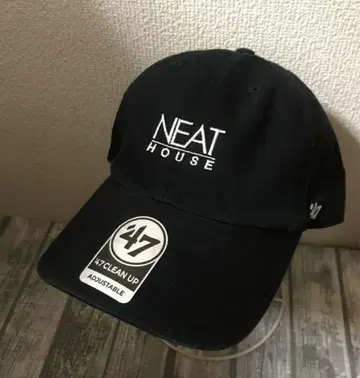 47 NEAT HOUSE 캡 블랙 모자