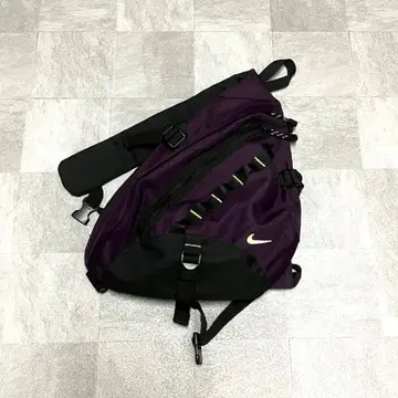NIKE 00년대~원숄더 바디백 Y2K