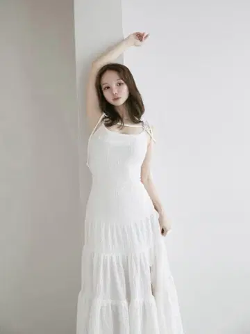 Andmary 앤드마리 Laula tiered dress