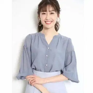 아푸와이저 리셰 펄 버튼 에어리 블라우스 일본제