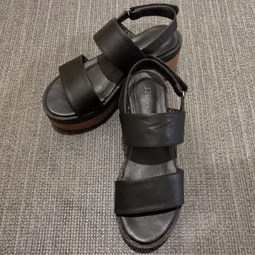 CECIL Mc BEE 더블 벨트 샌들