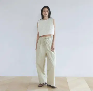 SeaRoomlynn 2tuck 나일론 볼륨 팬츠 아몬드 그린 M