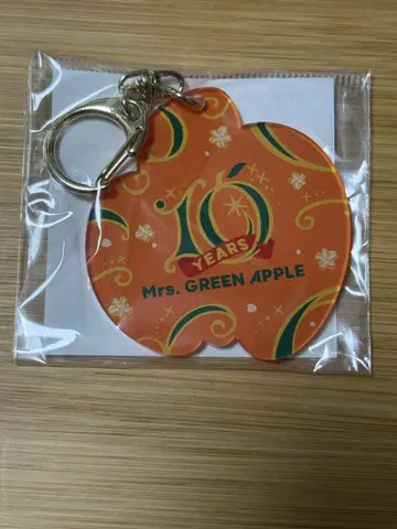 Mrs. GREEN APPLE 10주년 기념 키링
