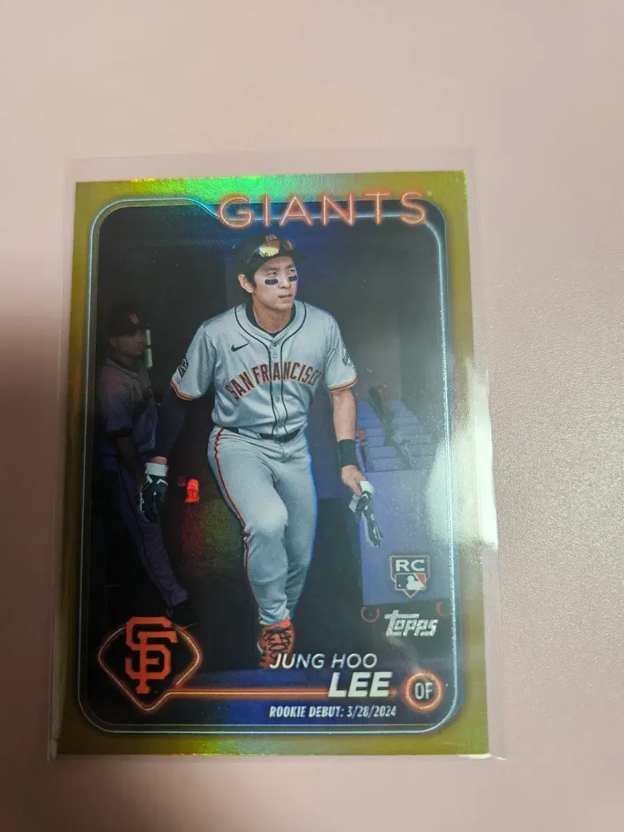 이정후 2024 탑스 Gold foil 카드