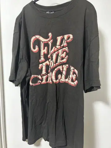INI FLIP THE CIRCLE XL 사이즈 T셔츠