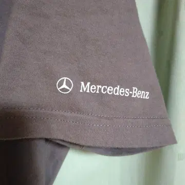 Mercedes-Benz 브라운 반팔 티셔츠