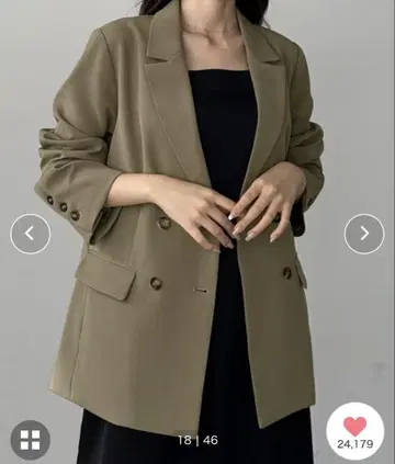 [미사용 새상품] Louere 백 슬릿 테일러드 자켓