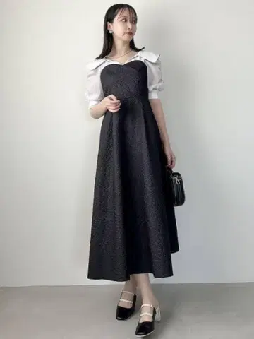 빅 카라 도킹 베어 원피스