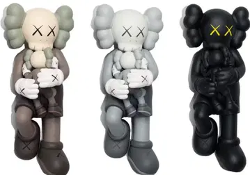 KAWS HOLIDAY SINGAPORE 브라운/그레이/블랙 세트