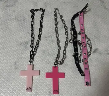 tutuha 핑크 크로스 목걸이