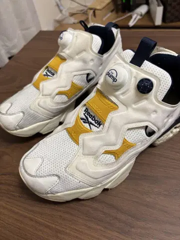 Reebok 펌프 퓨리 25.5 상자 없음