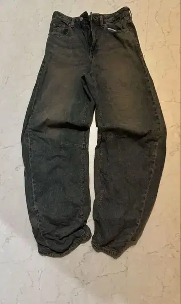 GU 배럴 레그 청바지 긴 길이