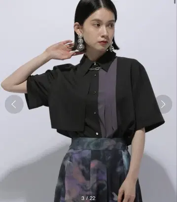 HARE 파트 플리츠 셔츠 반팔 블랙 x 퍼플