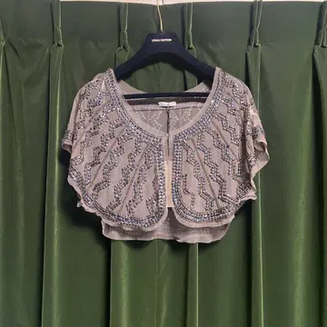 TOP SHOP 비즈 자수 케이프