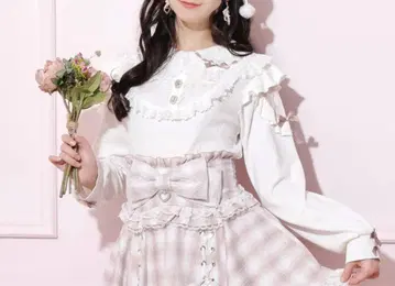 노에미(NOEMIE) 얇은 소재 니트 긴팔