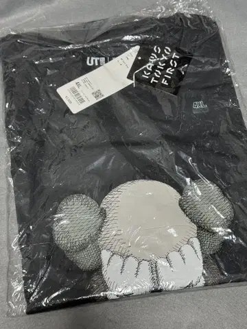 유니클로 카우스 티셔츠 4XL 새상품 레어 UNIQLO
