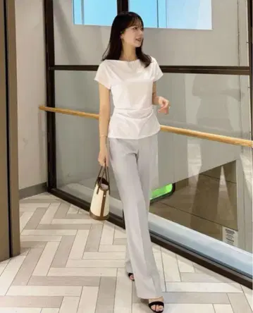 eneu 에누 back slit cutsew 화이트