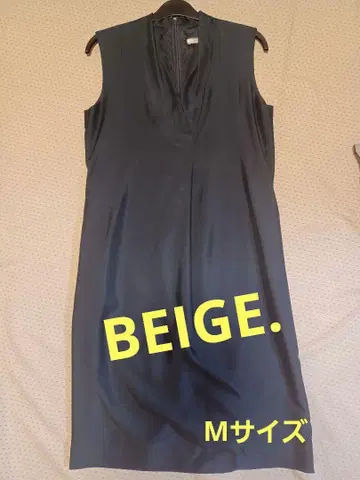 BEIGE V넥 슬리브리스 무릎 기장 원피스 다크 블루