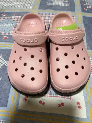 Crocs 핑크 바야 밴딩